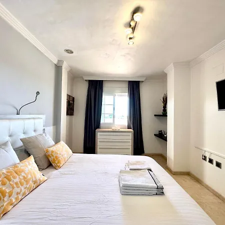 Moderno Con Preciosas Vistas Al Mar En Urbanizacion Con Piscina - Rio Real 11 2g Апартаменти