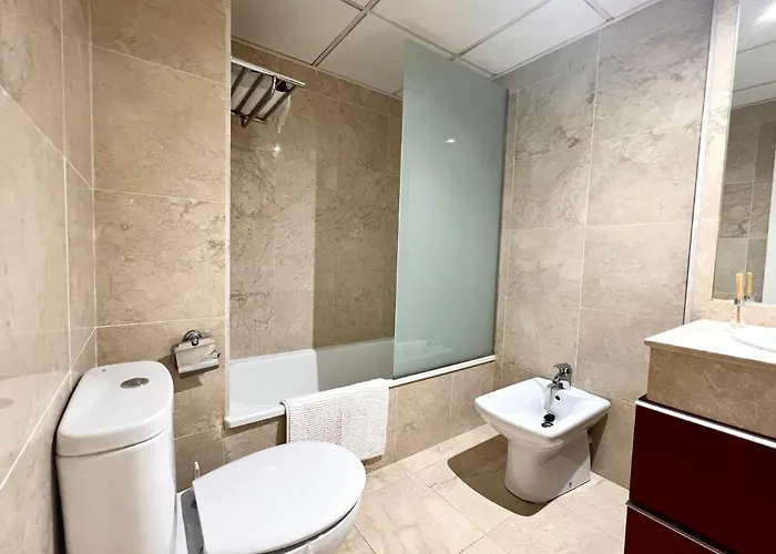 Moderno Con Preciosas Vistas Al Mar En Urbanizacion Con Piscina - Rio Real 11 2g * Marbellac