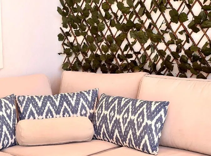 Moderno Con Preciosas Vistas Al Mar En Urbanizacion Con Piscina - Rio Real 11 2g