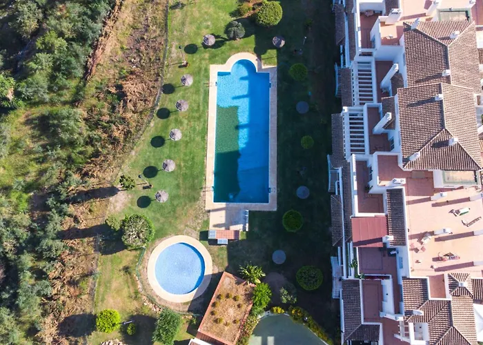 Apartment Moderno Con Preciosas Vistas Al Mar En Urbanizacion Con Piscina - Rio Real 11 2g Marbella