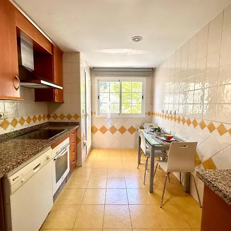 Апартаменты Moderno Con Preciosas Vistas Al Mar En Urbanizacion Con Piscina - Rio Real 11 2g Марбелья