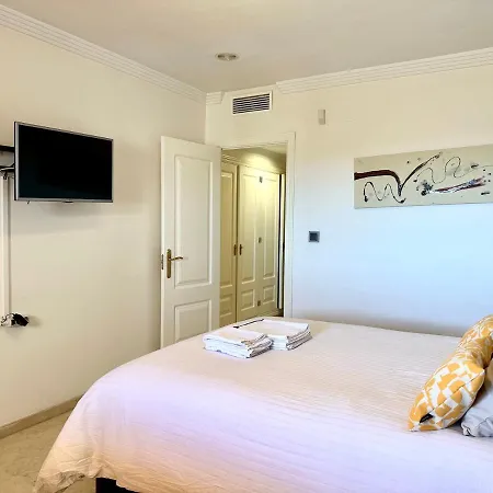 Апартаменты Moderno Con Preciosas Vistas Al Mar En Urbanizacion Con Piscina - Rio Real 11 2g *