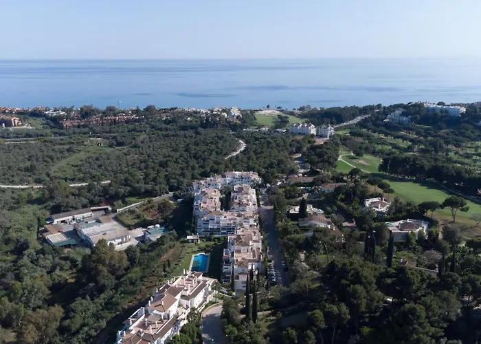 Moderno Con Preciosas Vistas Al Mar En Urbanizacion Con Piscina - Rio Real 11 2g Марбелья